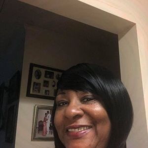 Meet your Posher, Brenda